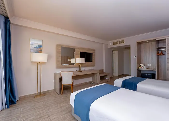 Seven Seas Jolie Bay Üdülőközpont 5*