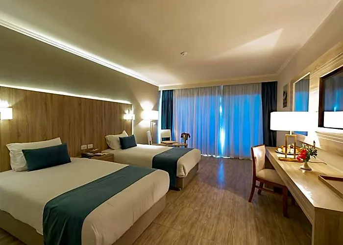Seven Seas Jolie Bay Üdülőközpont 5*